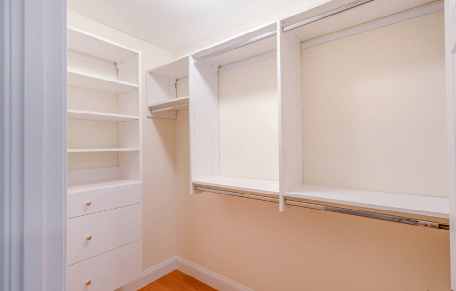 Waterfall Hills at Canton Apartments - Bedroom Closet