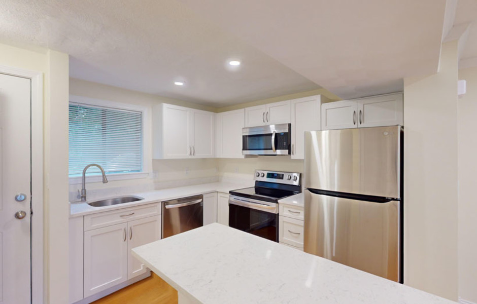 Norwest Woods Townhome Apartments in Norwood MA -kitchen